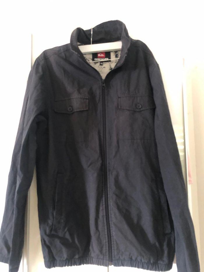 Veste légère Quick Silver . Taille S - photo numéro 1