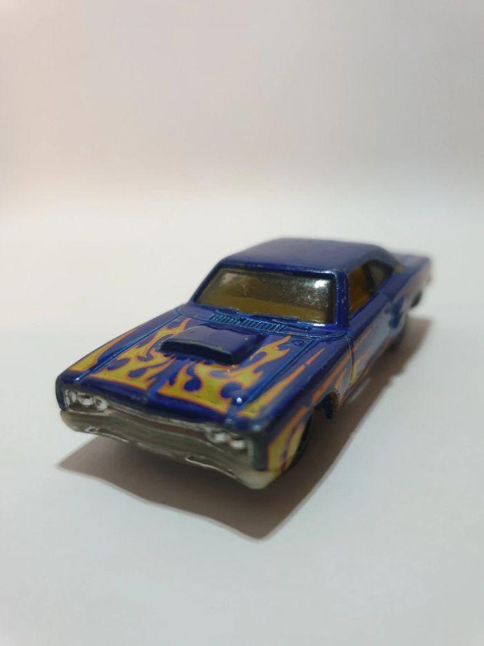 Hot Wheels 2013 HW Showroom Bleu '69 Dodge Coronet Superbee 212 - photo numéro 1