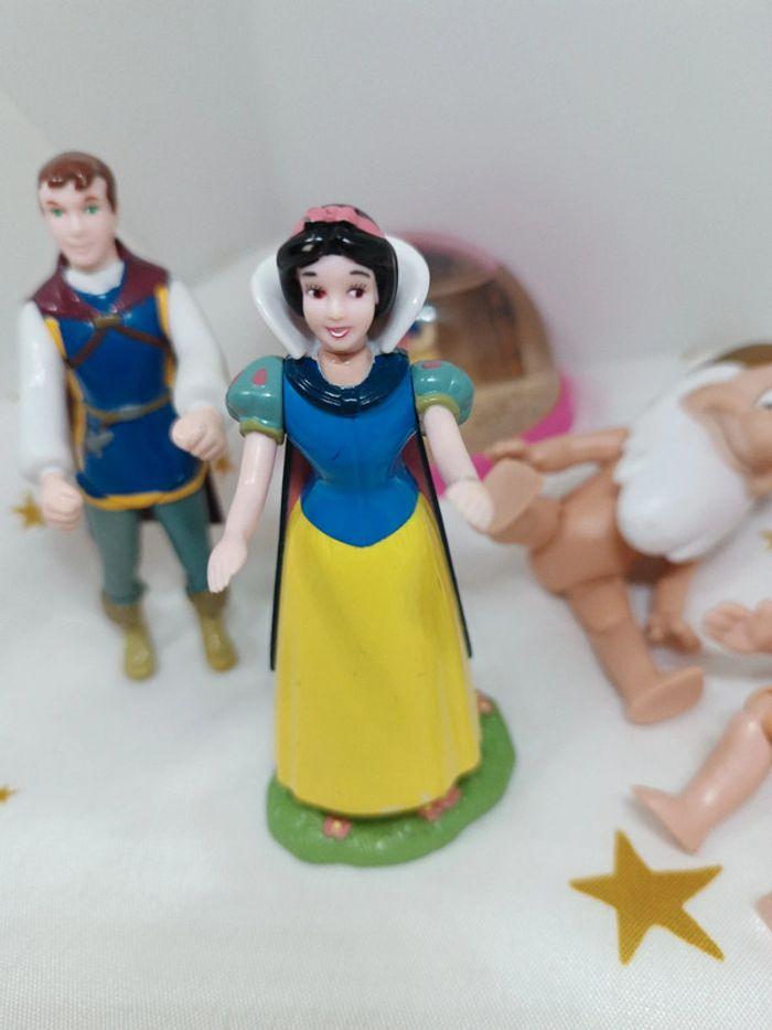 Figurine personnage articulé prince charmant princesse Disney blanche neige snow white nain - photo numéro 2