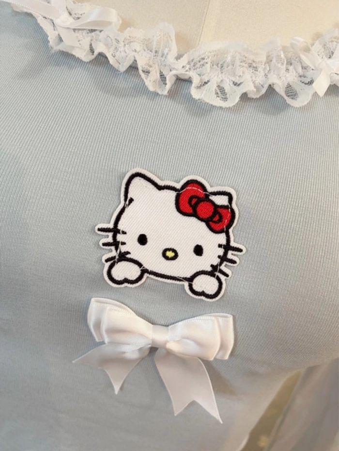 Pull style Sanrio Hello Kitty - photo numéro 4