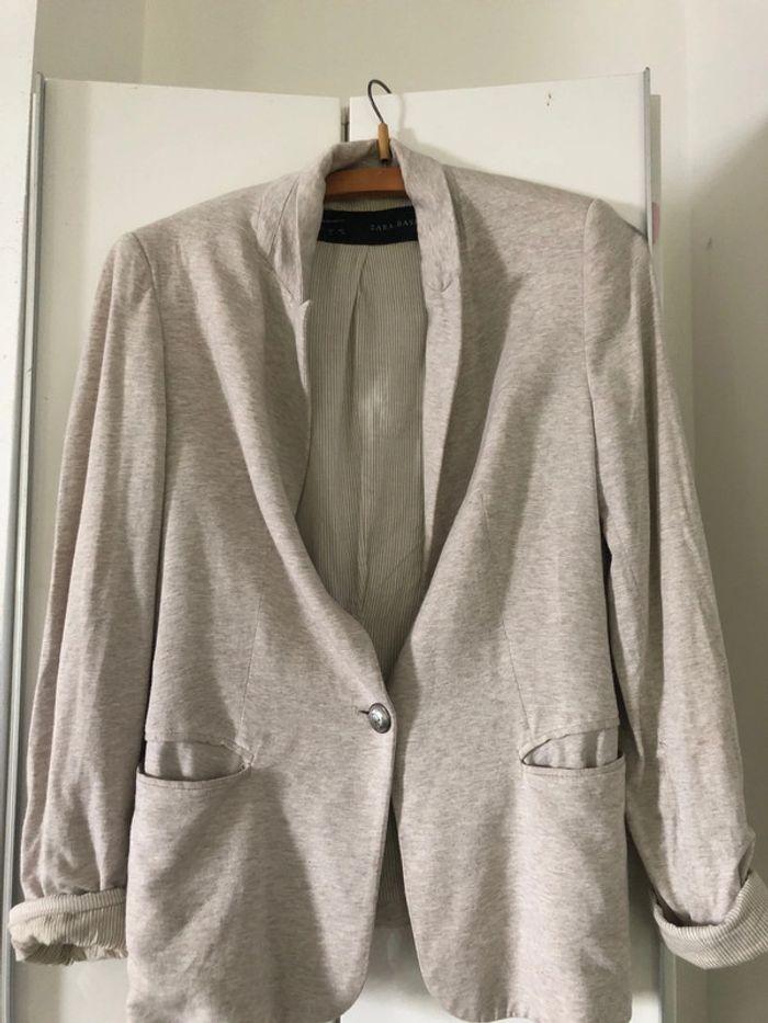 Veste habillée .blazer .tailleur Zara . Taille M - photo numéro 1