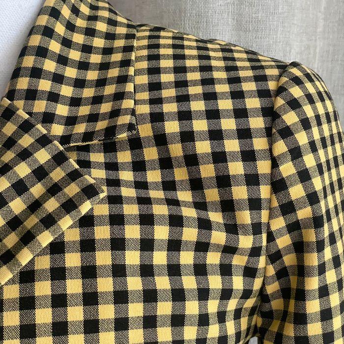 Veste blazer courte manches 3/4 jaune et noir Bershka - photo numéro 3