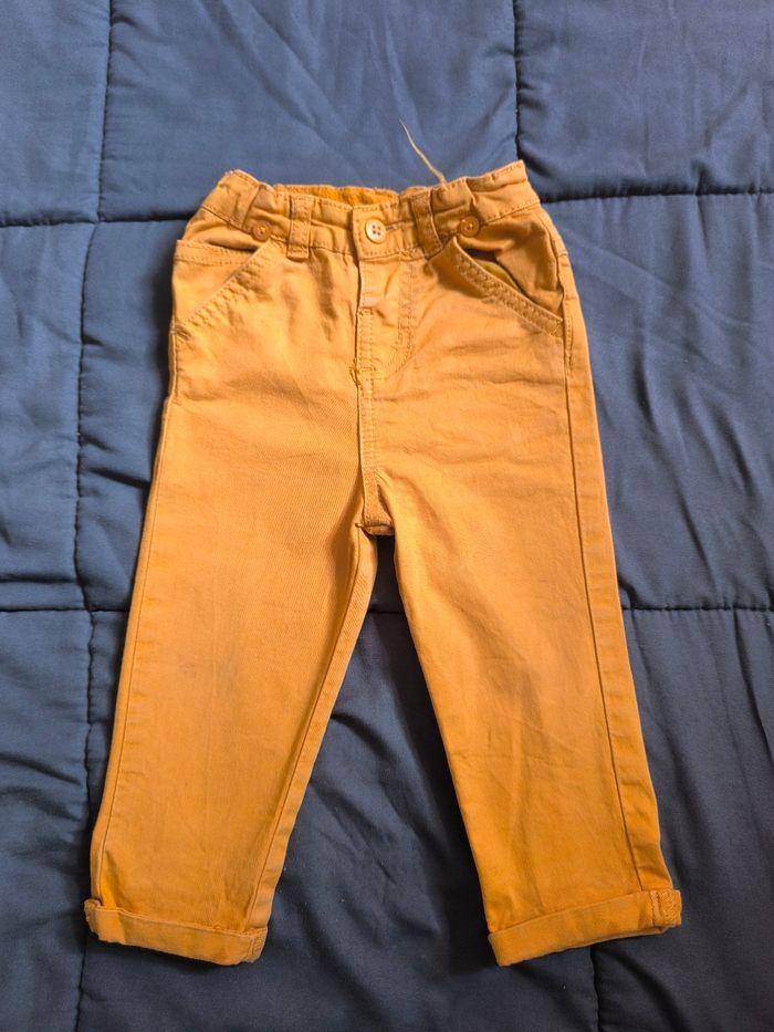 Lot de pantalon taille 12 mois - photo numéro 2