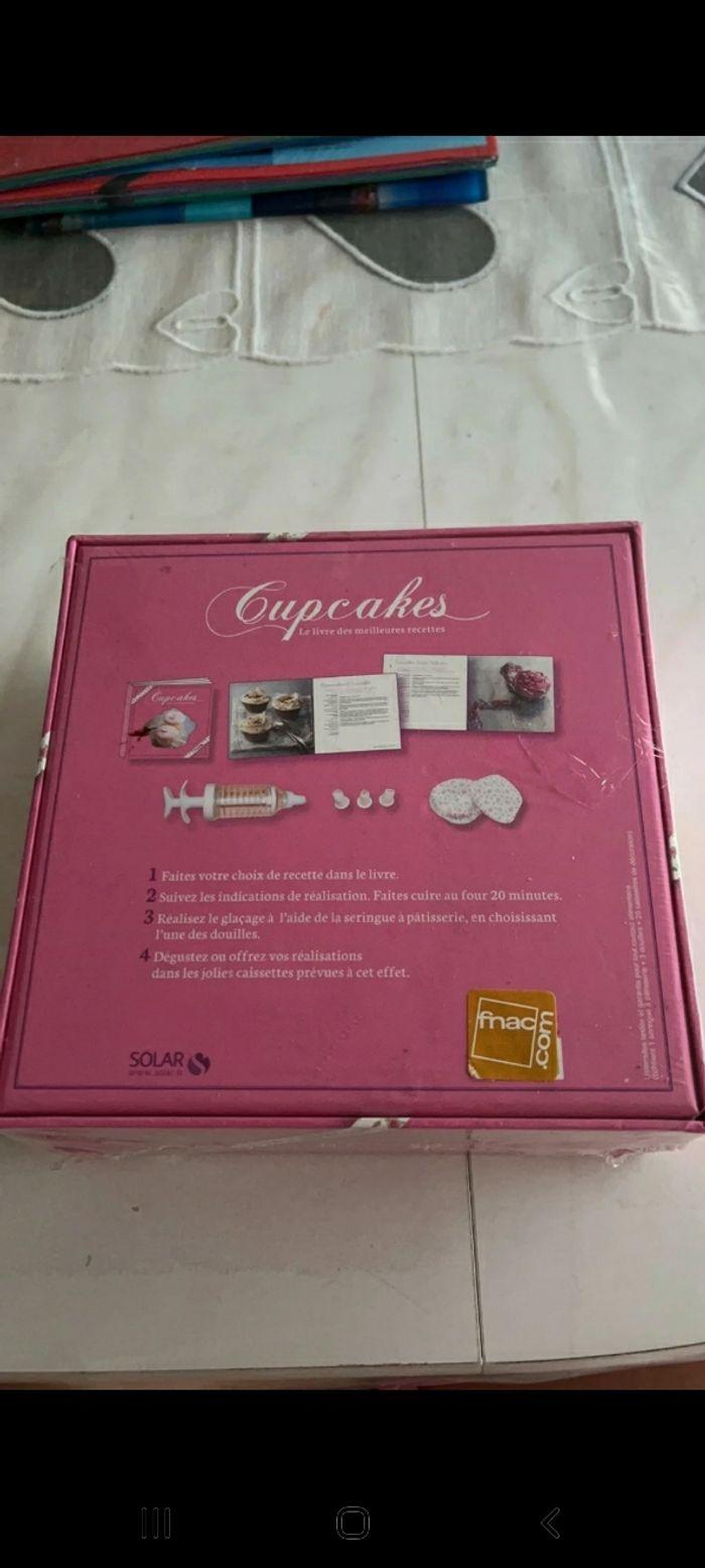 Kit pour faire des cupcakes neuf - photo numéro 2