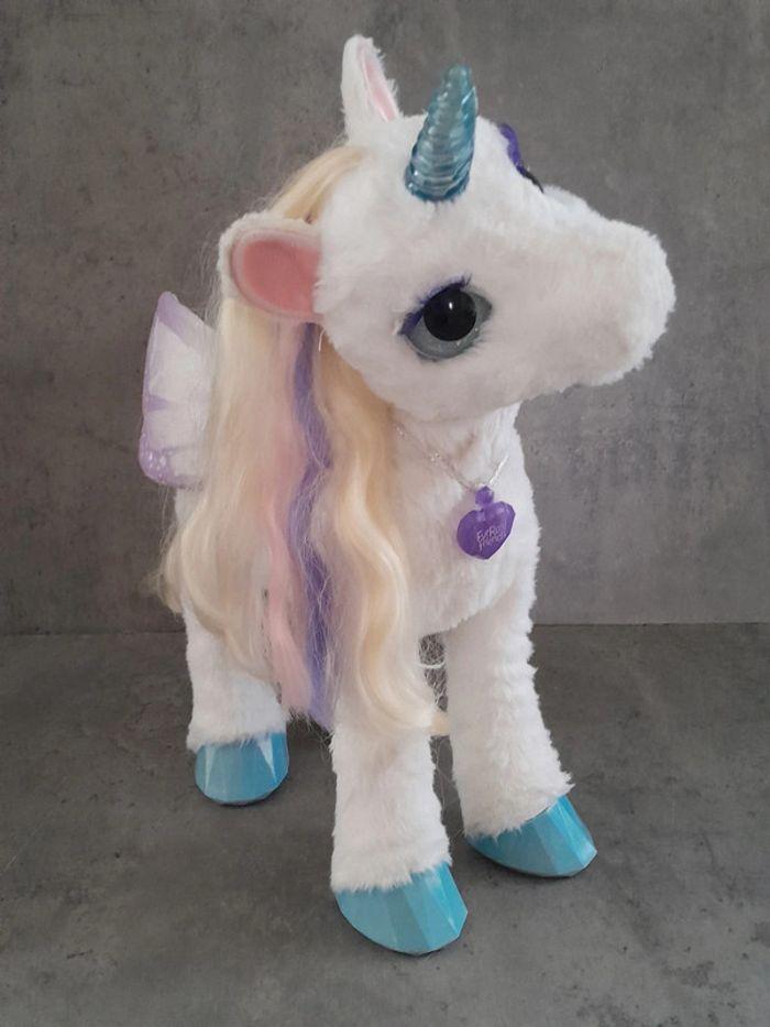 FurReal / Star Lily / Ma Licorne magique / Hasbro 2014 - photo numéro 3