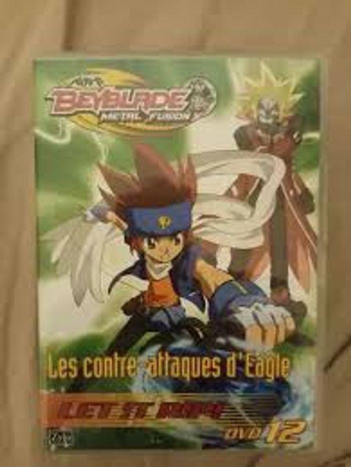 Lot de deux DVD Beyblade métal fusion 8 et 12 - photo numéro 1