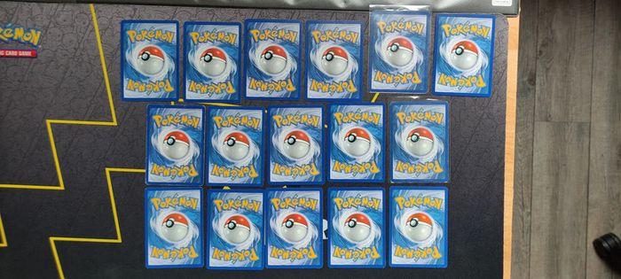 Lot cartes Pokémon série Destinées futures bloc NB - photo numéro 2