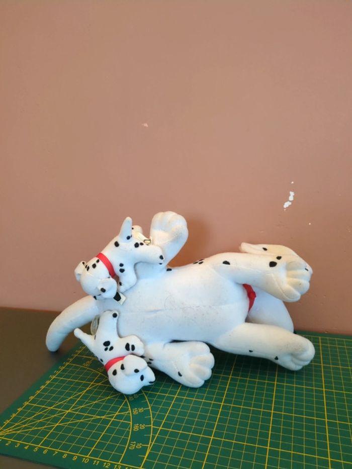 peluche Disney perdita 101 dalmatiens - photo numéro 3