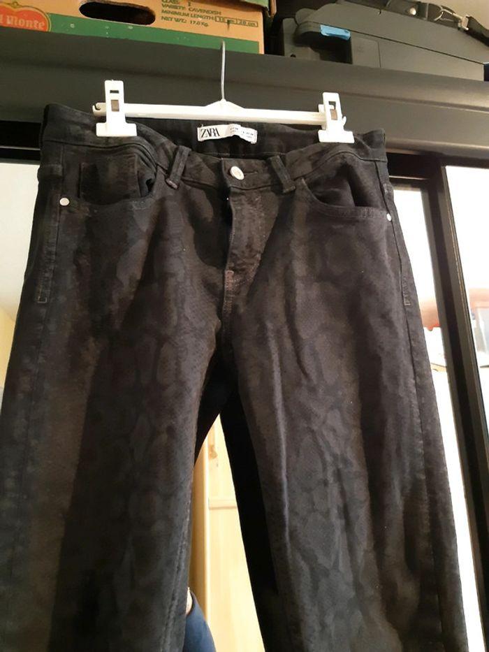 Pantalon noir Zara - photo numéro 3