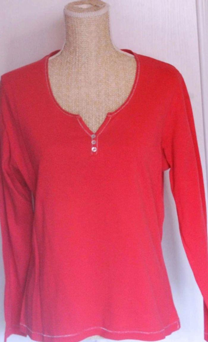 Tee-shirt  manches  longues -  Rouge -  DPM  -  Taille  4 - photo numéro 1