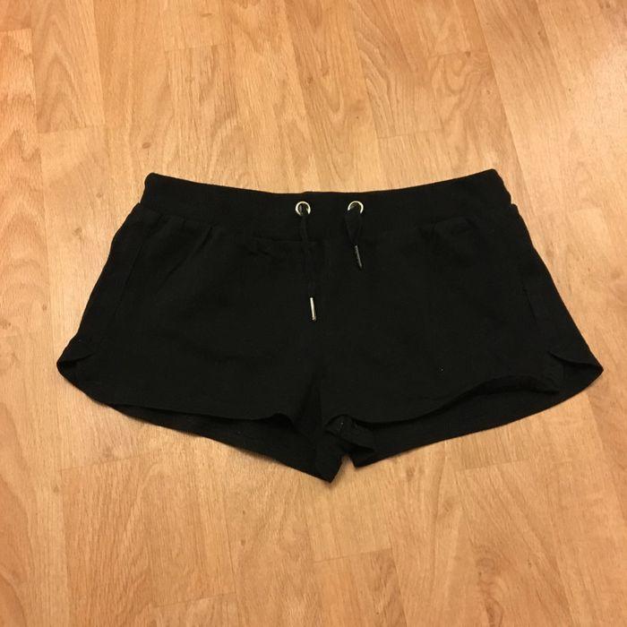 short noir taille 38/40