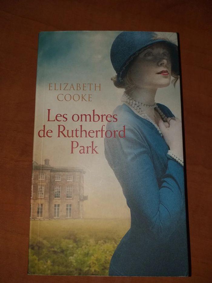 Les ombres de Rutherford Park de Elizabeth Cooke - photo numéro 1