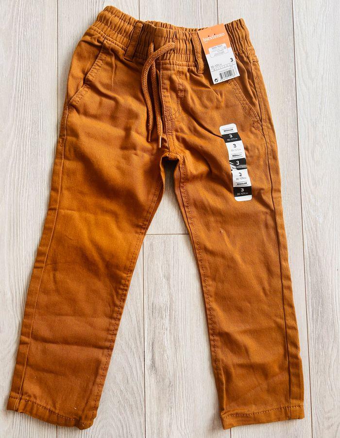 Pantalon camel  neuf avec étiquette