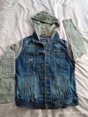 Veste en jeans à capuche " Zara" 13-14 ans