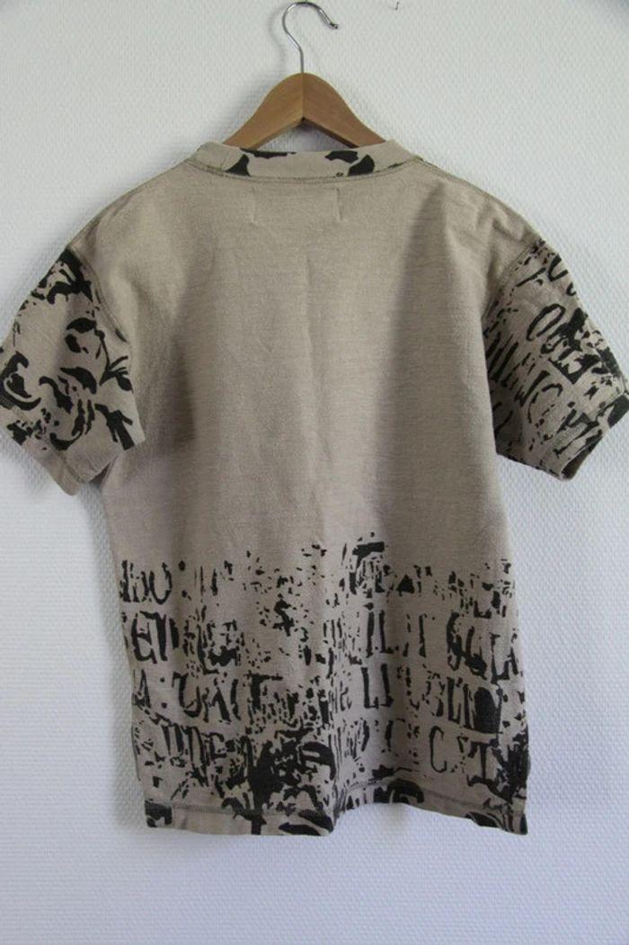 Vintage T-Shirt fin 90's épais et robuste motif army / desert / fresque / arabesques - photo numéro 2