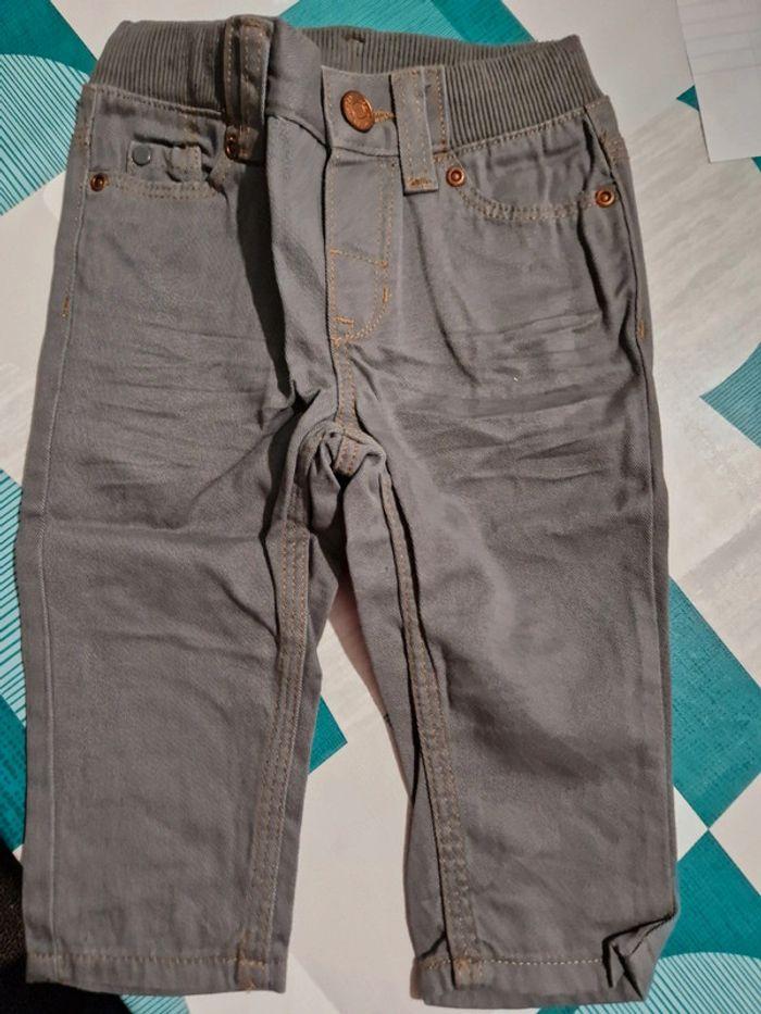 Pantalon gris H&M 68cm - photo numéro 1