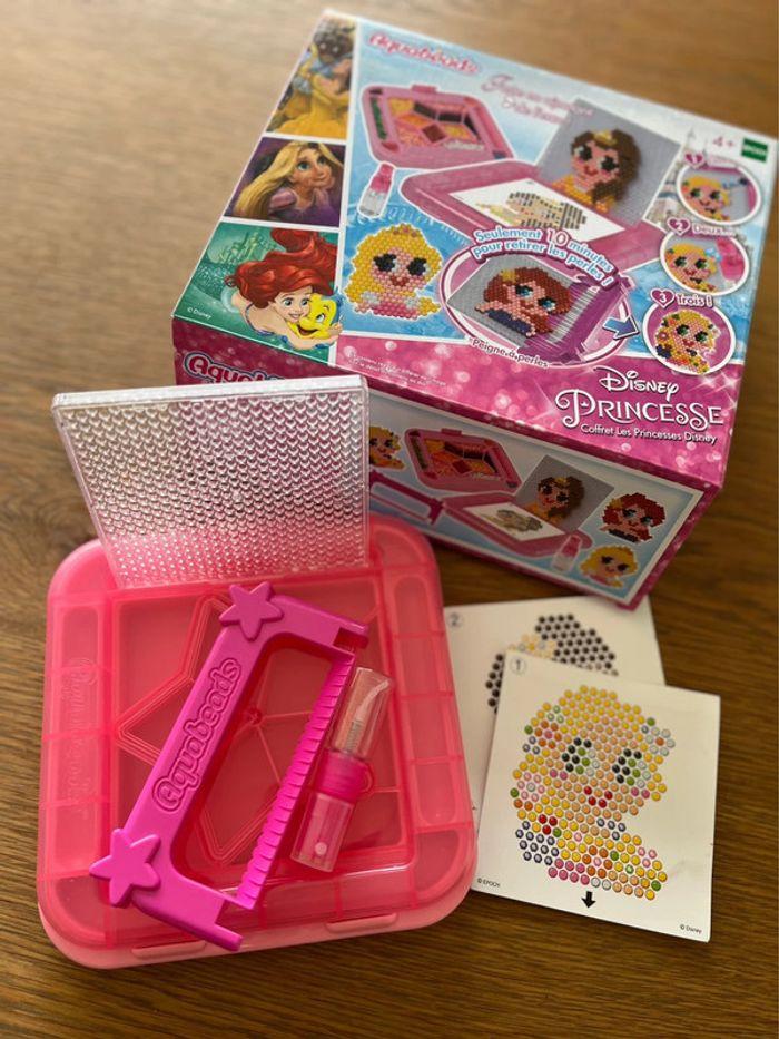 Aquabeads coffret Princesses Disney (sans perles) - photo numéro 1