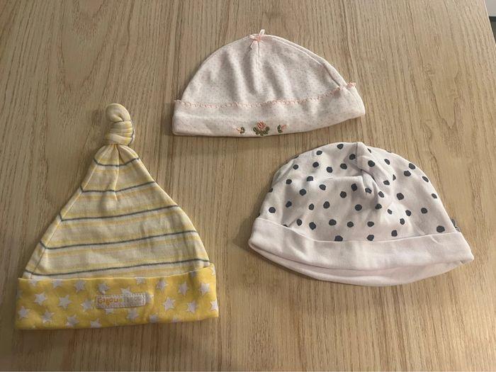 Lot de 3 bonnets