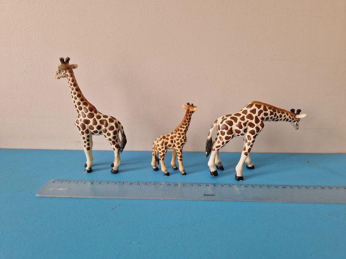 schleich girafe adulte 14149 et bébé 14147 et adulte 14161 - photo numéro 3