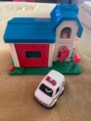 Maison TOMY 17 Run Funs Drive + ambulance 1991