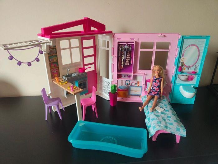 Maison transportable Barbie - photo numéro 1