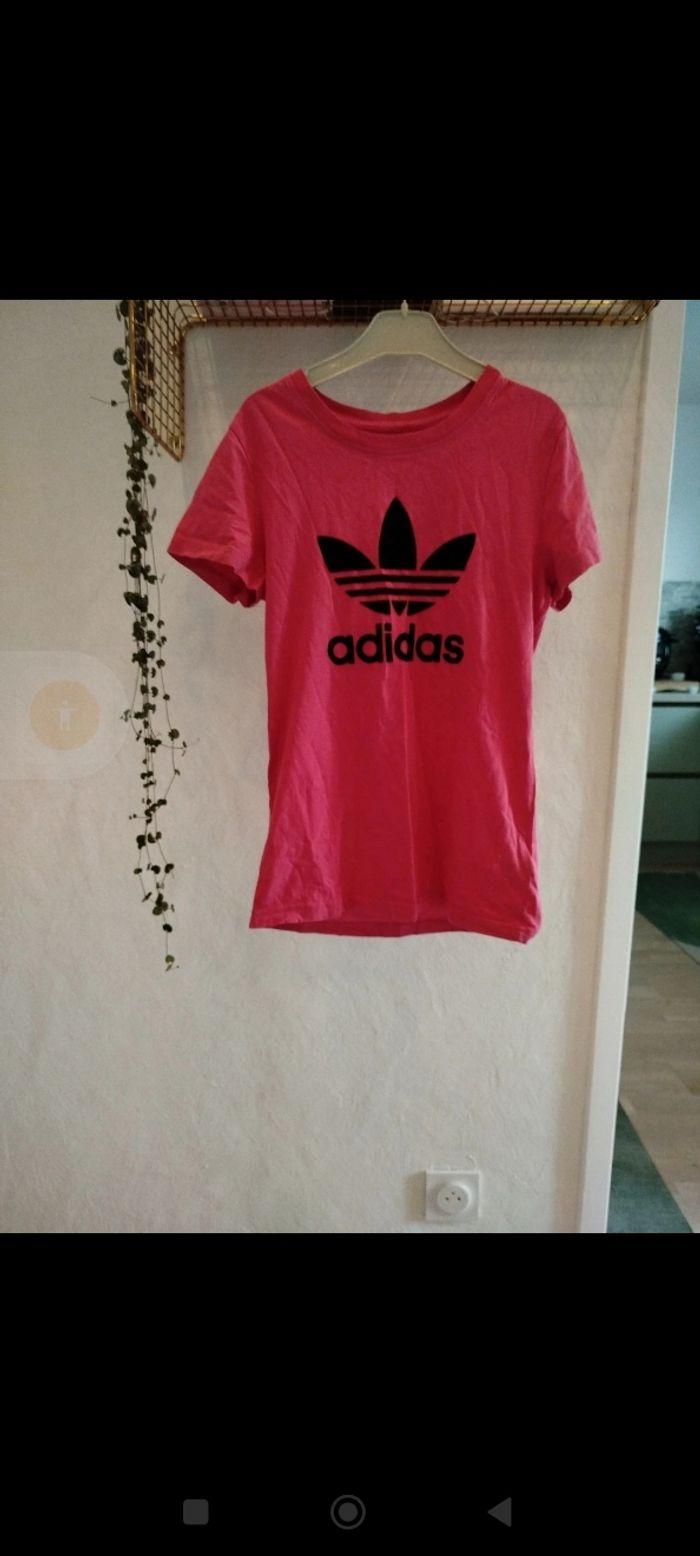 T-shirt adidas - photo numéro 1