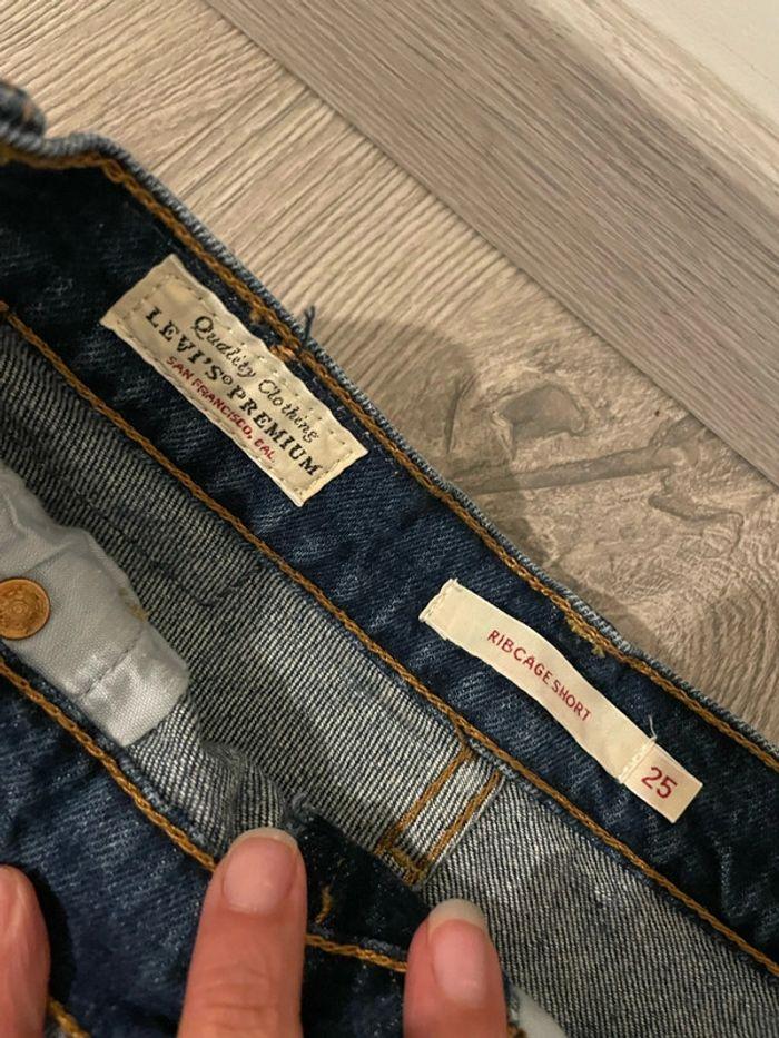 Short en jean bleu léopard bleu marine taille haute bas frange Lévis taille W25 soit taille 34/36 - photo numéro 3