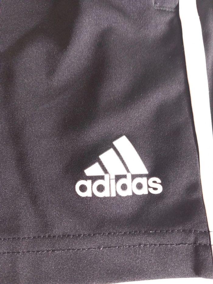 Short Adidas 11 ans - photo numéro 2