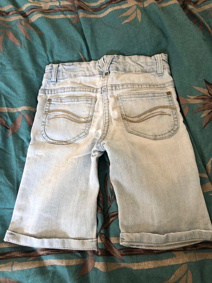 Short en jeans effet usé taille 9 ans - photo numéro 3