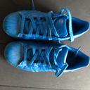 Baskets Adidas Superstar bleu taille 36 2/3