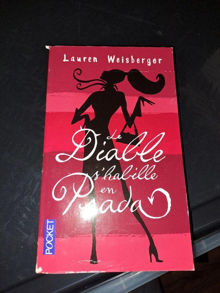 Lauren Weisberger le diable s habillé en Prada - photo numéro 1