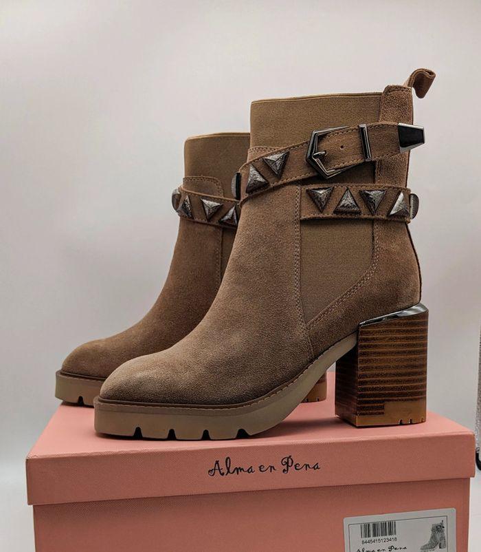 Bottines Alma en pena en daim talon carré 8,5cm taille 38 - photo numéro 1