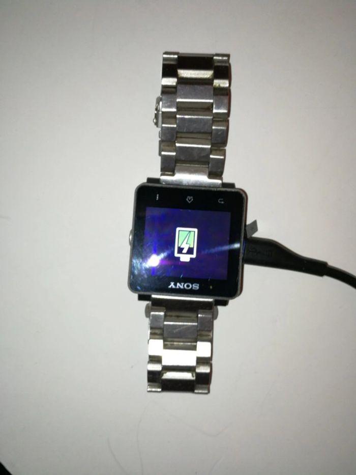 SmartWatch Sony (SW2) avec bracelet métal - photo numéro 4