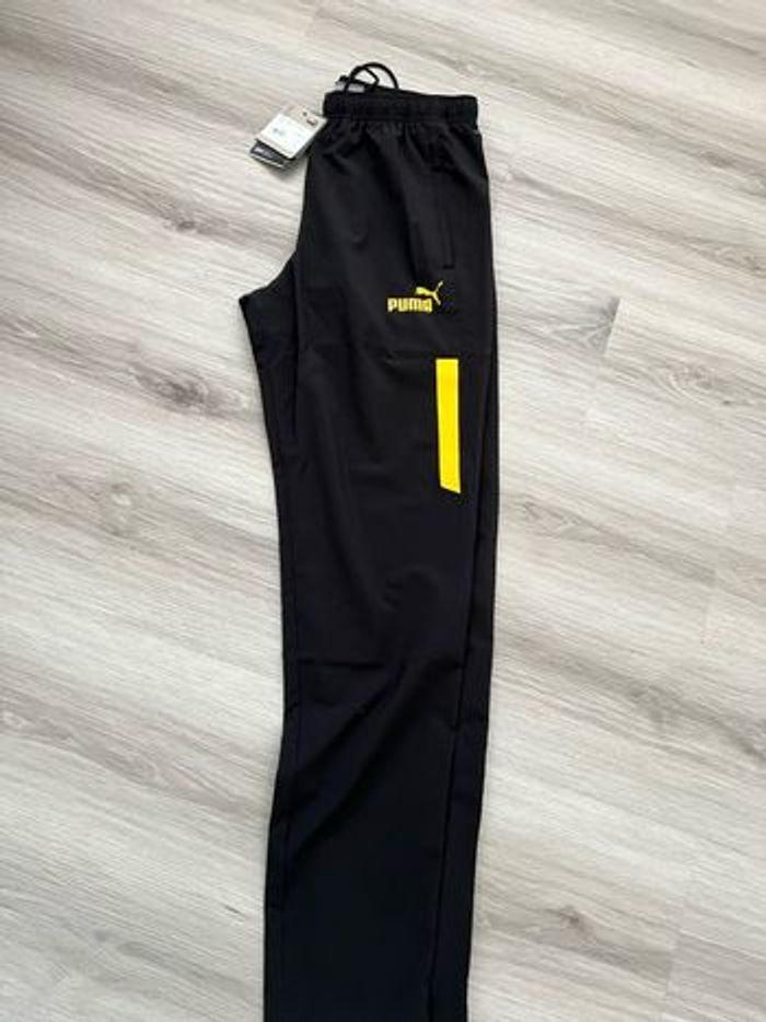 Pantalon Manchester neuf taille s - photo numéro 1