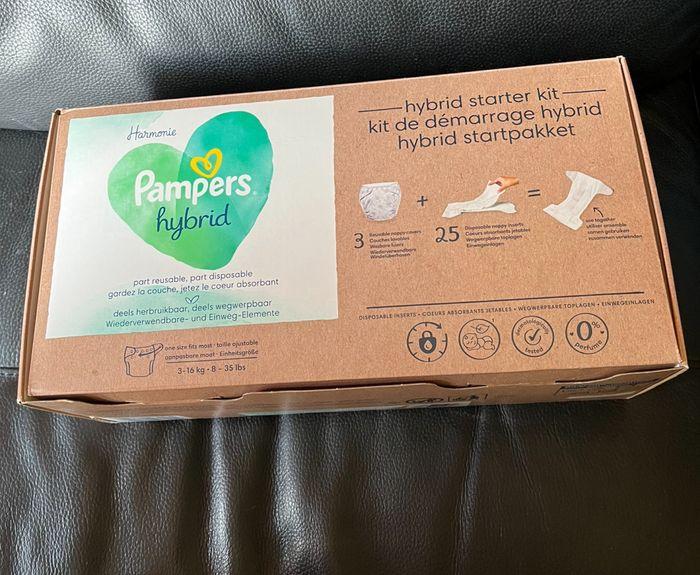 Kit couches Pampers hybrid neuf grand modèle neuf - photo numéro 1