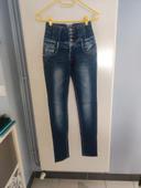 Jeans taille haute excellent état taille 38