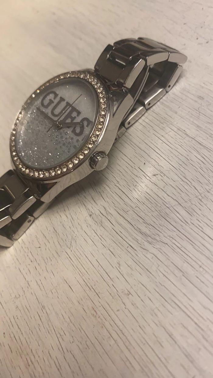 Montre GUESS - photo numéro 4