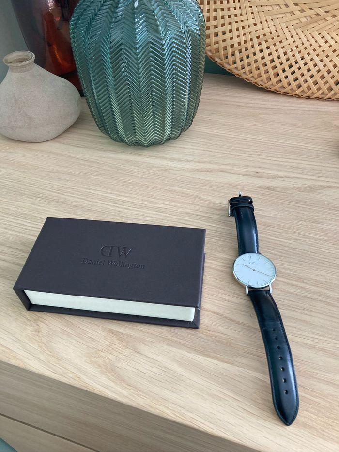 Montre bracelet cuir noir Daniel Wellington - photo numéro 2