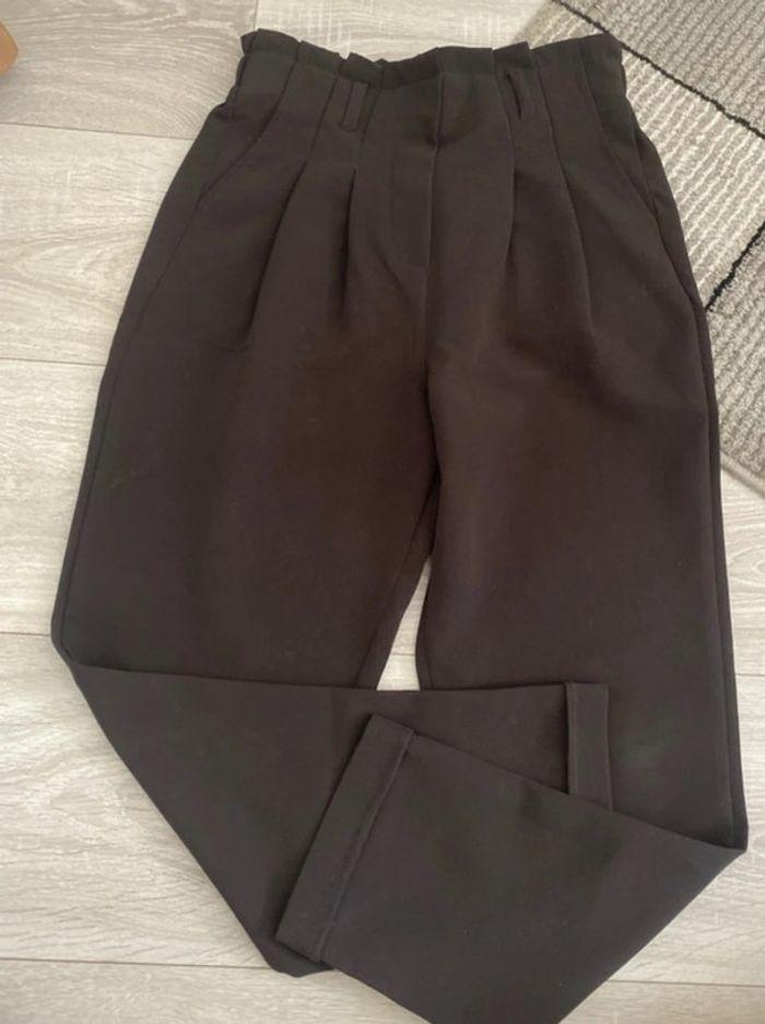 Jolie Pantalon tailleur taille xs - photo numéro 1