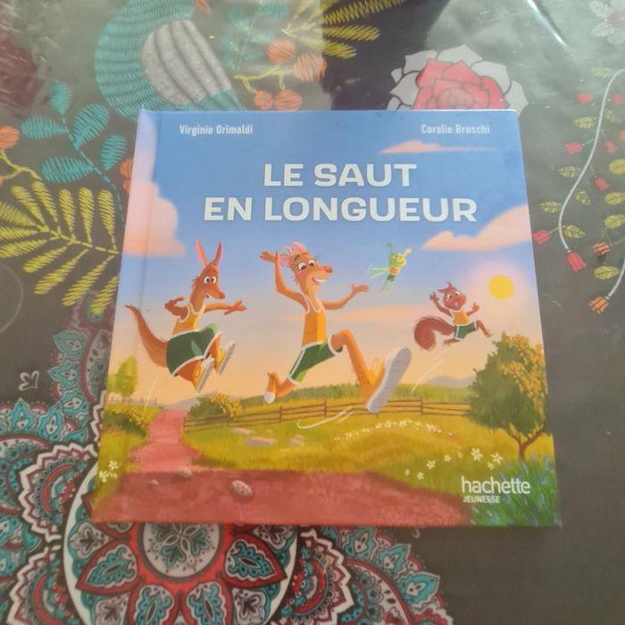 Livre le saut en longueur - photo numéro 1