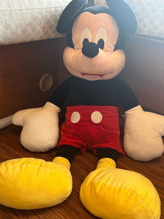 Grande peluche mickey - photo numéro 1