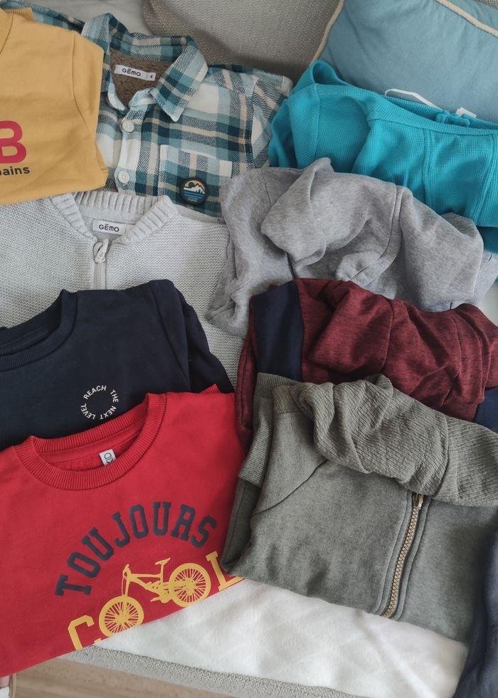 Lot de 15 pulls et sweats  4 ans - photo numéro 4