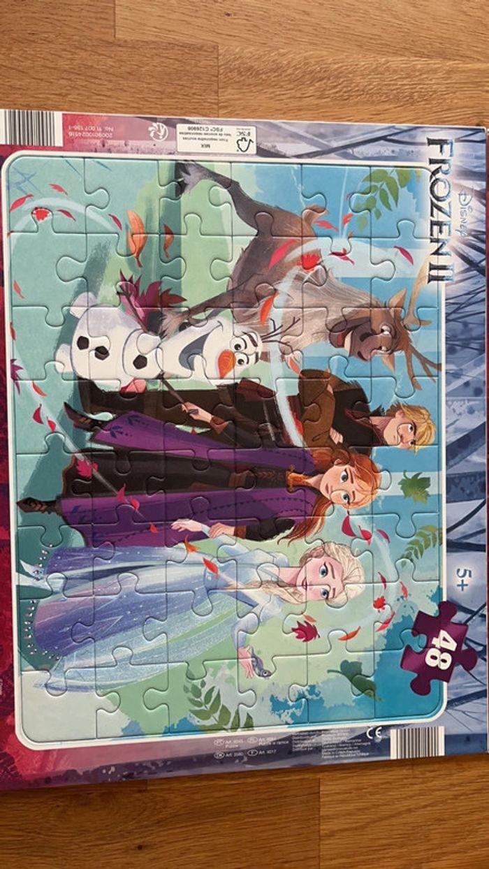 2 grands puzzles disney - photo numéro 3