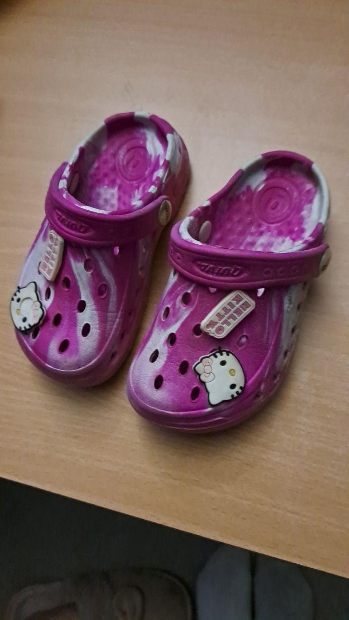 Crocs  hello kitty taille 24 - photo numéro 2