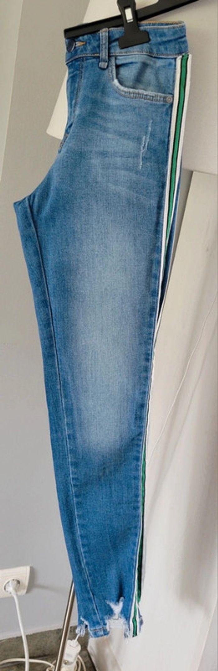 Jeans femme taille 36 Zara - photo numéro 3