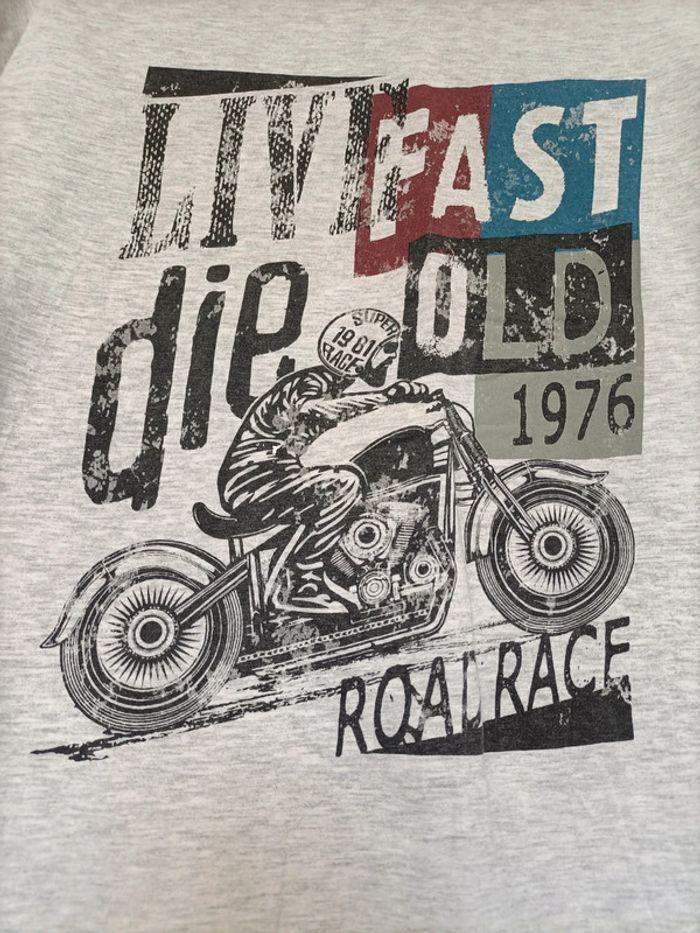 Tee-shirt coll v moto u S - photo numéro 2