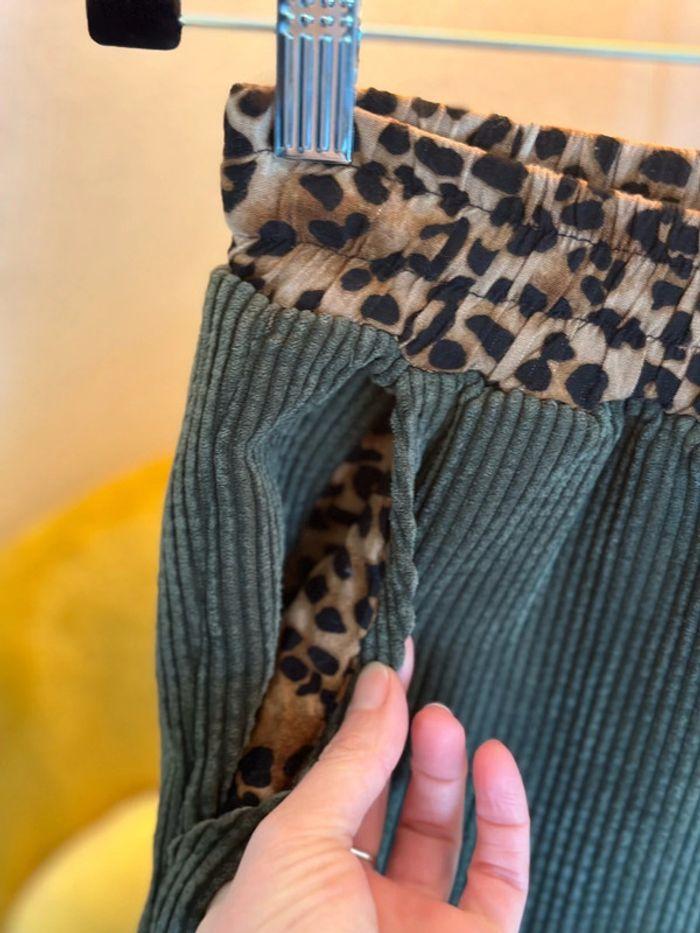 Pantalon Stella Forest à  jambes larges en velours côtelé kaki et léopard, taille 36 - photo numéro 4