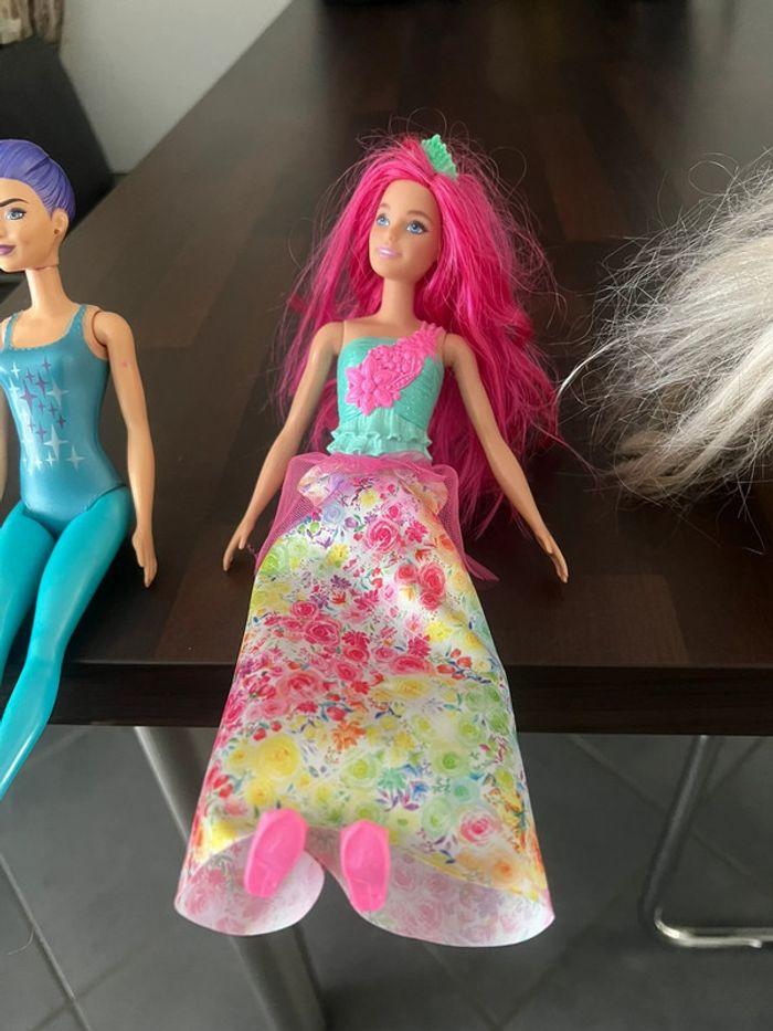 Lot de 4 barbie en parfait état - photo numéro 8