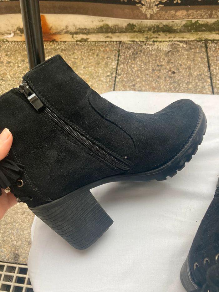 Bottines noires en daim taille 39 - photo numéro 6