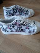 Chaussure en toile